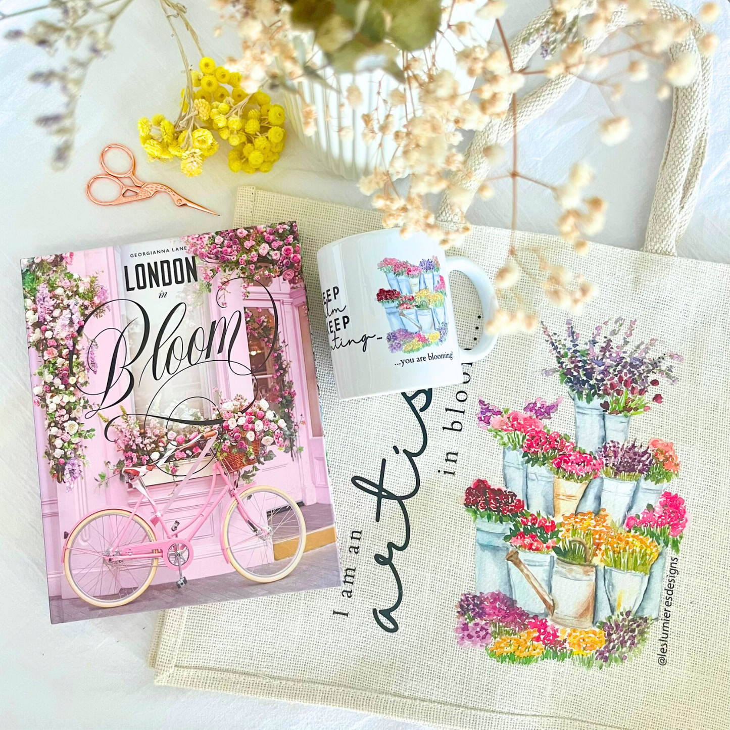 Mug, Tote bag and book! the perfect gift for your artist friends!
